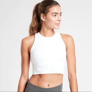 Athleta | Conscious crop D/DD